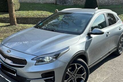 Kia XCeed 93.000 km 18.000 &euro; Sommerhausen 97286