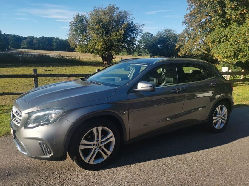 GLA 220