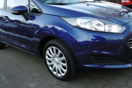 Ford Fiesta 128.537 km 4.890 &euro; Hamburg 22459