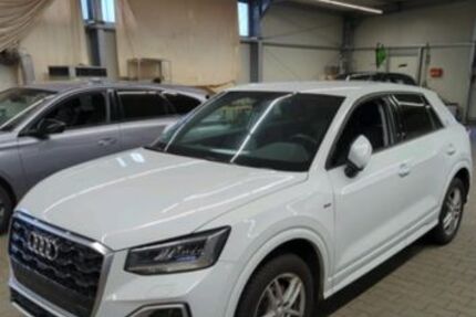 Audi Q2 200.000 km 17.680 &euro; Germering bei München (7km westl. von München) 82110