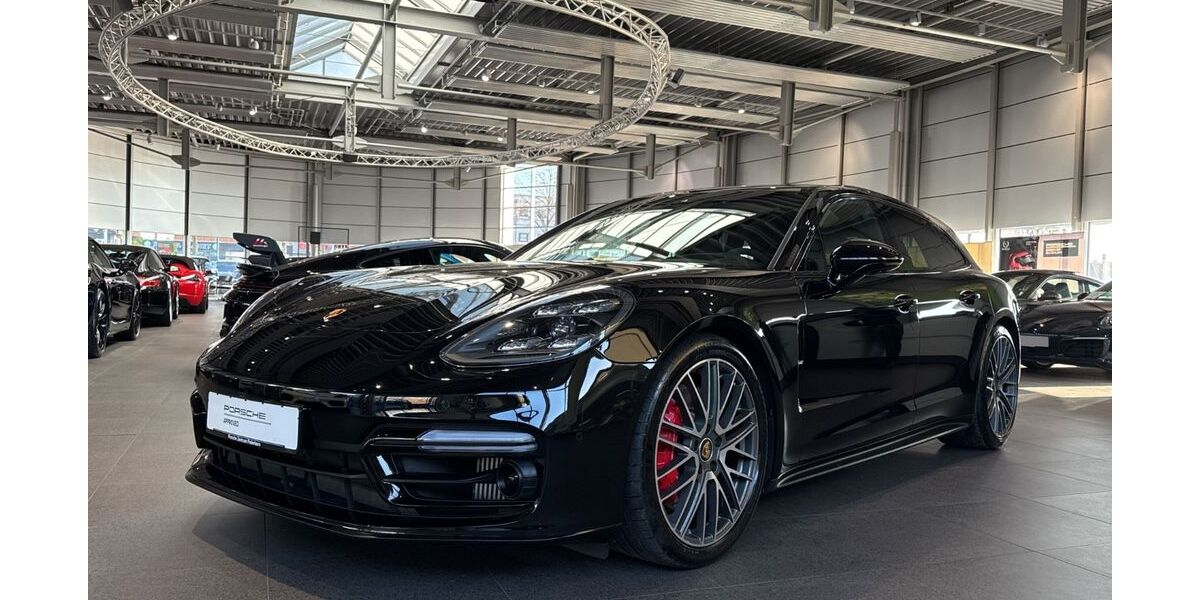Porsche Panamera 16.900 km 110.890 € Paderborn 33100