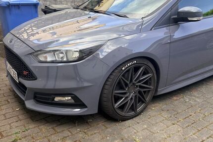 Ford Focus 103.000 km 16.350 &euro; Lemberg 66969