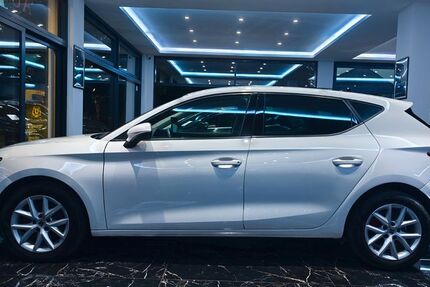 Seat Leon 76.057 km 15.999 &euro; Denkingen 78588