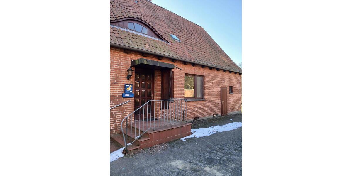 Solides Einfamilienhaus freistehend in Varendorf (Bienenbüttel) 6 zimmer