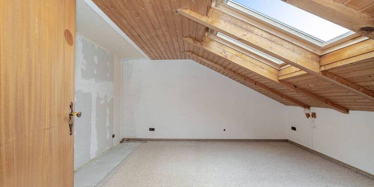 Mehrfamilienhaus, Wohnhaus München Bogenhausen - 7 Zimmer, 165 m&sup2;, 990.000&euro; | Angebot:26796207