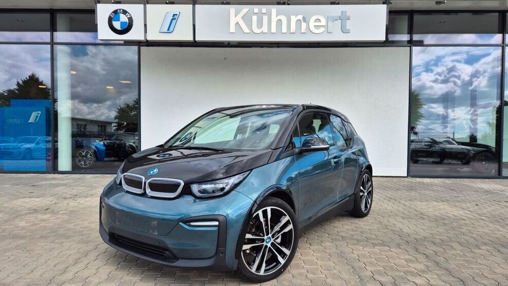 i3