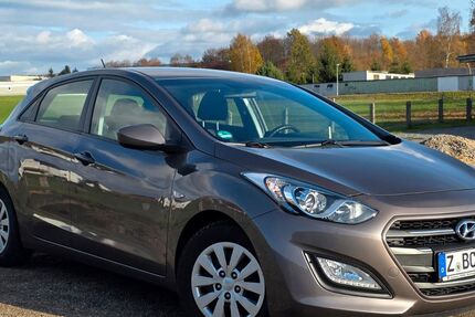 Hyundai i30 99.870 km 6.990 &euro; Wilkau-Haßlau 08112