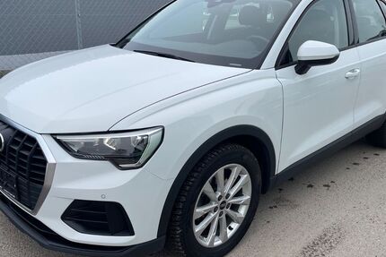 Audi Q3 69.000 km 26.990 &euro; Offingen 89362