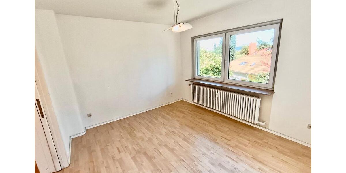 Etagenwohnung Saarbrücken St. Arnual - 4 Zimmer, 98 m&sup2;, 195.000&euro; | Angebot:27126705