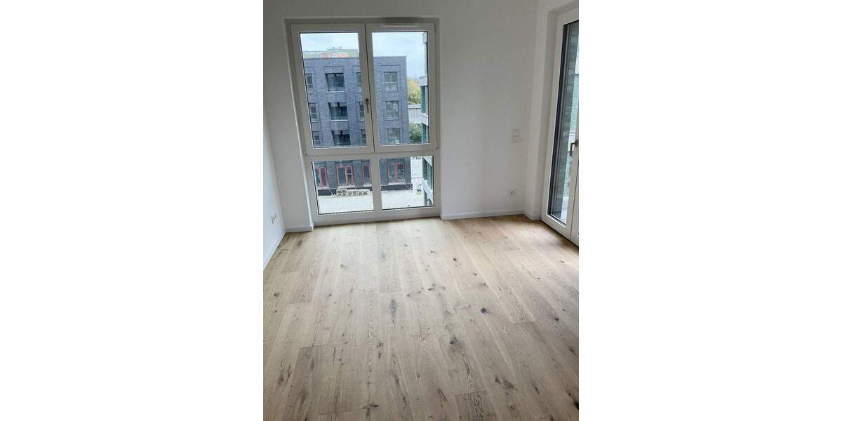 Etagenwohnung Hannover Döhren - 5 Zimmer, 140 m&sup2;, 1.990&euro; | Angebot:24696709