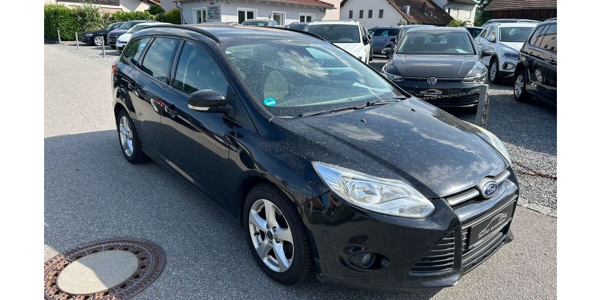 Ford Focus 171.000 km 1.990 &euro; Roding 93426