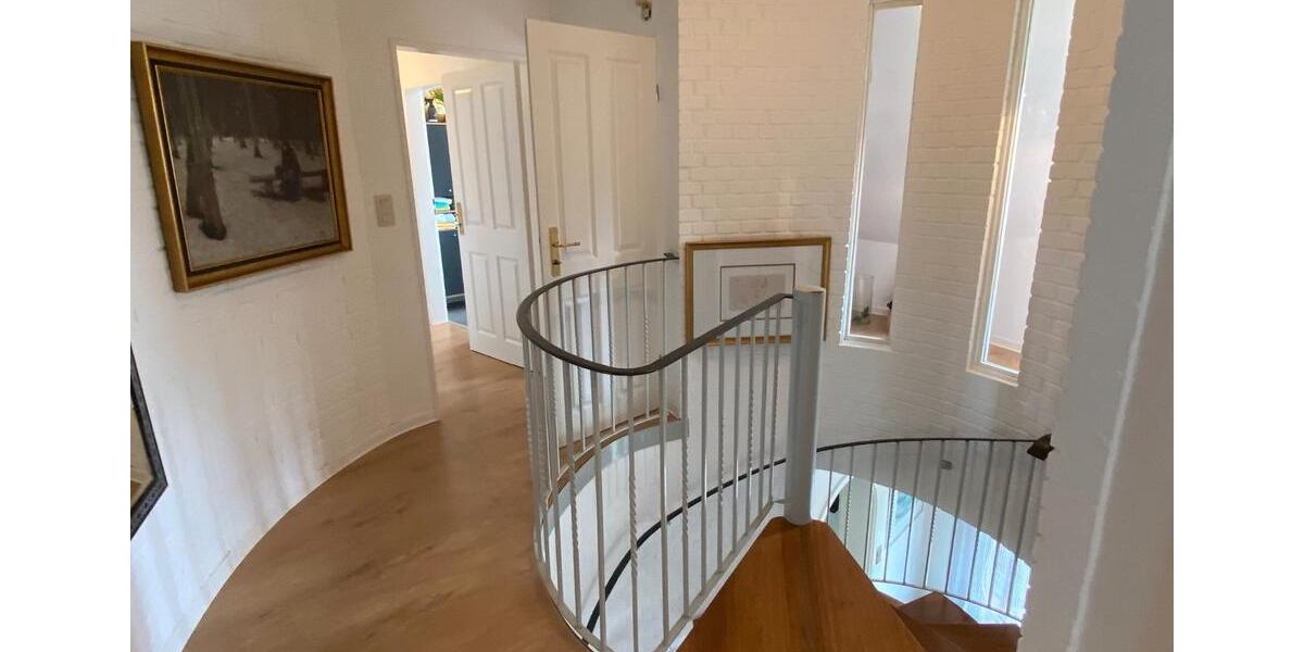 Einfamilienhaus Lilienthal - 7 Zimmer, 240 m&sup2;, 645.000&euro; | Angebot:26943898