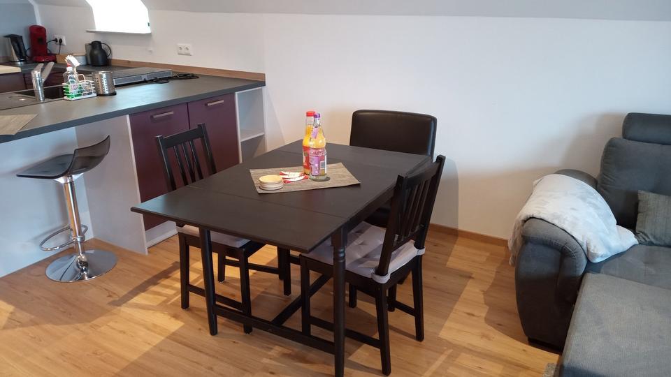 Etagenwohnung Weilheim in Oberbayern - 1.5 Zimmer, 40 m&sup2;, 1.200&euro; | Angebot:24640149