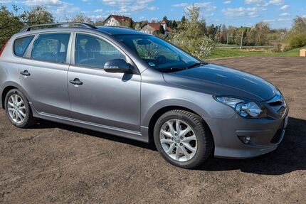 Hyundai i30 135.000 km 3.890 &euro; Weißensberg 88138