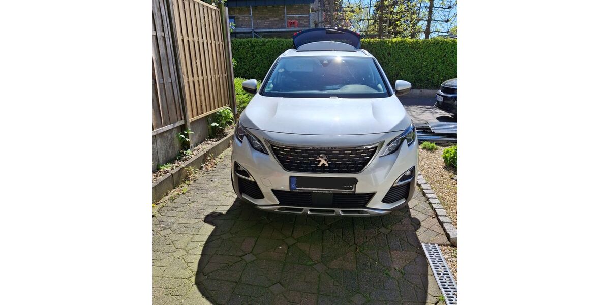 Peugeot 3008 125.000 km 14.200 &euro; Xanten 46509