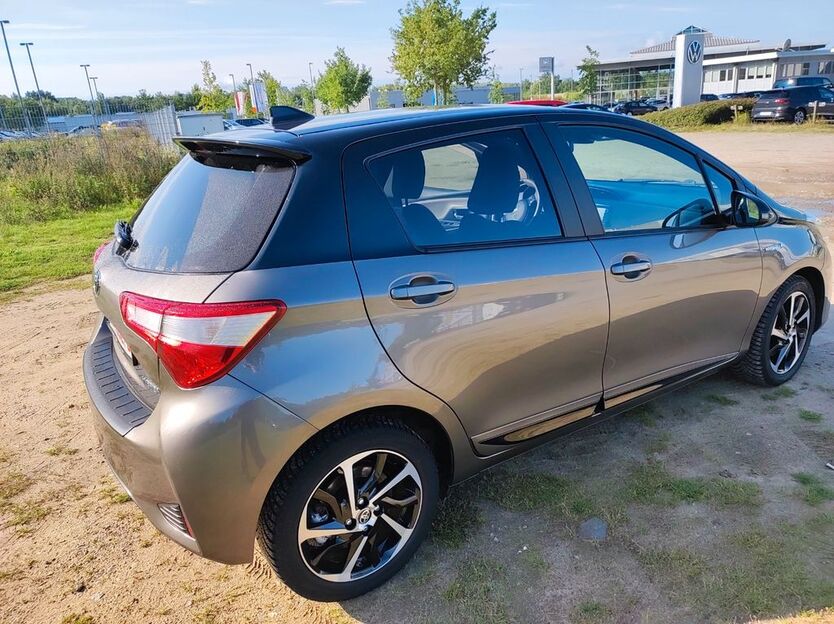 Toyota Yaris 47.500 km 15.500 € Hamburg 22179
