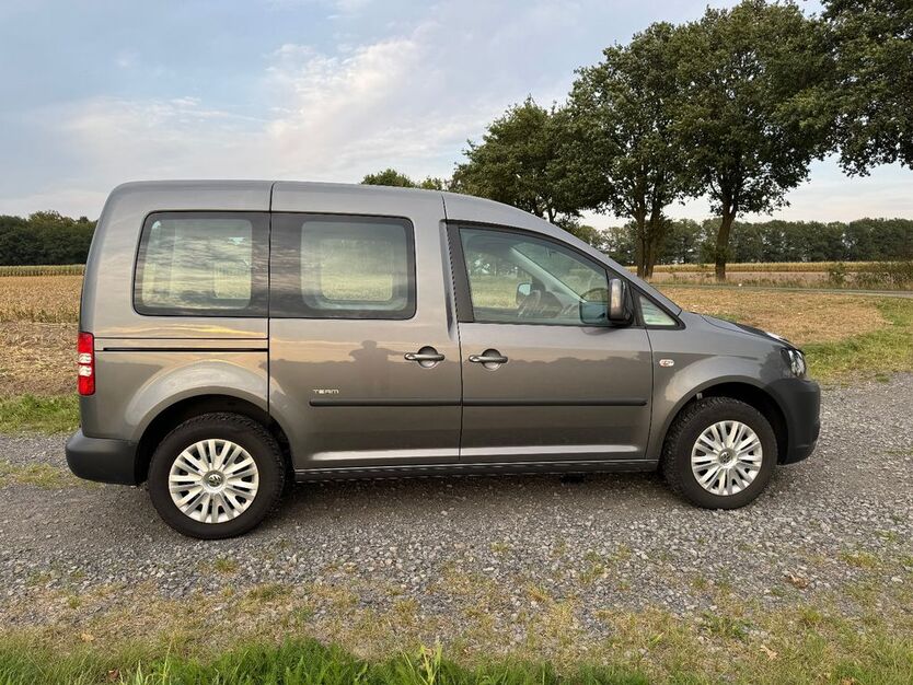 VW Caddy 109.300 km 12.800 € Marklohe 31608