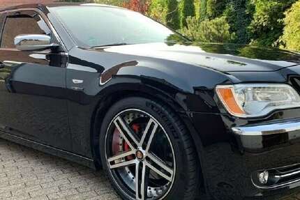 Chrysler 300C 85.000 km 17.400 € Jena 07749
