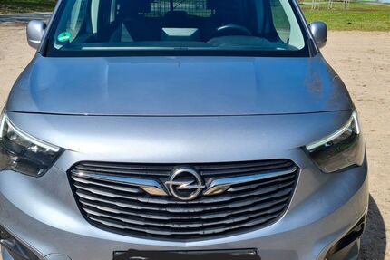 Opel Combo Life 140.200 km 14.300 &euro; Geyer 09468