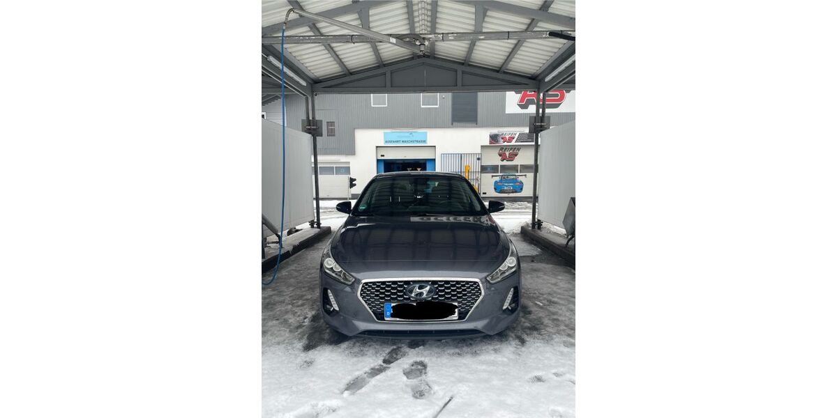Hyundai i30 133.000 km 9.899 &euro; Eschenburg 35713