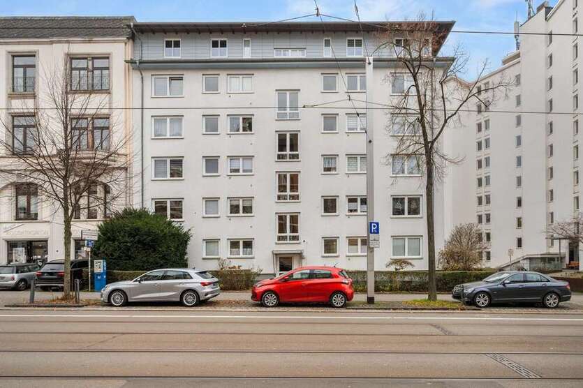 Wohnung zum Kaufen in Kassel West 213.000 € 82 m²
