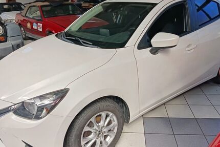 Mazda 2 114.000 km 7.900 &euro; Recklinghausen 45659