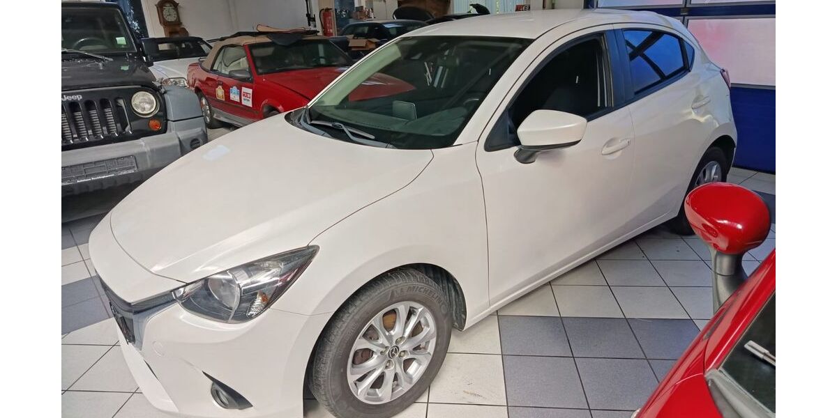 Mazda 2 114.000 km 7.900 &euro; Recklinghausen 45659