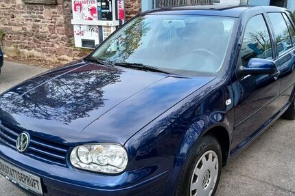 VW Golf 129.700 km 3.299 &euro; Karlsruhe 76131