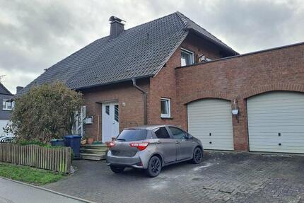 Haus Ense - 6 Zimmer, 200 m&sup2;, 1.600&euro; | Angebot:25840043