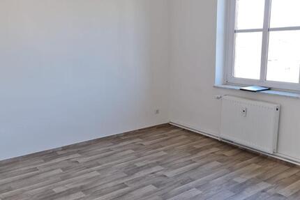 Wohnung Lenzen (Elbe) - 3 Zimmer, 63 m&sup2;, 420&euro; | Angebot:25381331