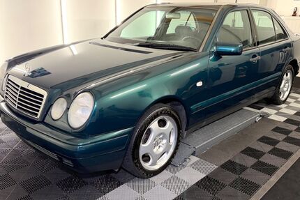 Mercedes-Benz E 220 109.800 km 4.900 &euro; Tappenbeck 38479