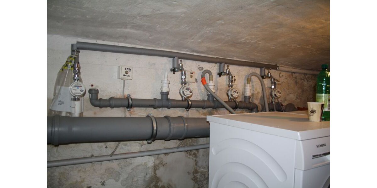 Provisionsfrei* Top modernisierte Kapitalanlage ohne Sanierungsstau in Duisburg-Hochfeld - Mehrfamilienhaus mit 277 m² Wohnfläche, vollvermietet, provisionsfrei vom Handwerker - Mehrfamilienhaus, Wohnhaus Duisburg Duisburg-Mitte | Angebot:26305418