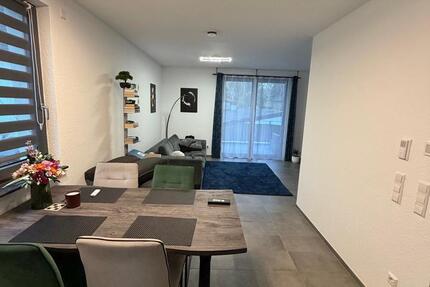 Hochwertige Wohnung mit Südbalkon - Im Herzen von Klingenmünster 2 zimmer