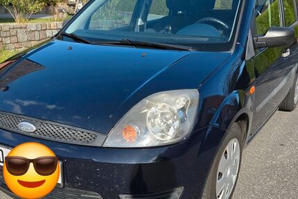 Ford Fiesta 145.000 km 2.100 &euro; Sophienhamm 24806