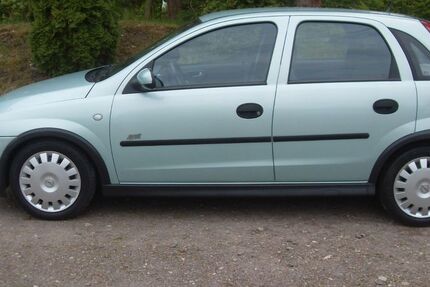 Opel Corsa 49.600 km 3.475 &euro; Gräfenhainichen 06773
