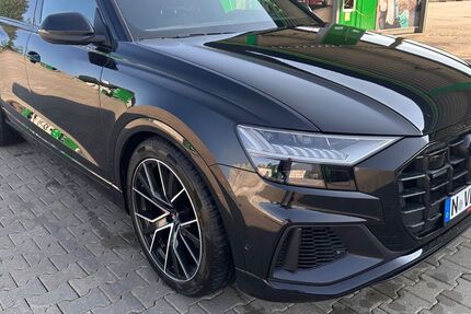 Audi Q8 89.852 km 73.999 € Dietenhofen 90599