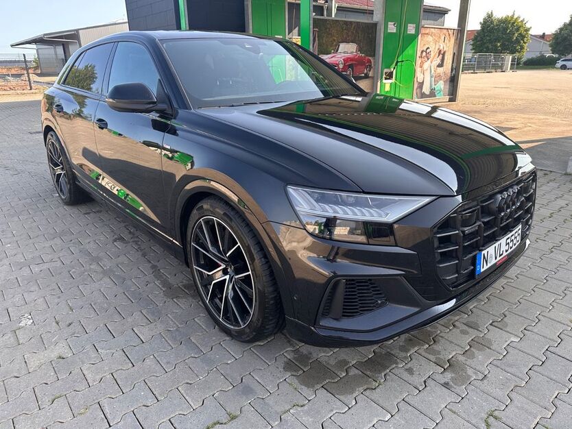 Audi Q8 89.852 km 73.999 € Dietenhofen 90599