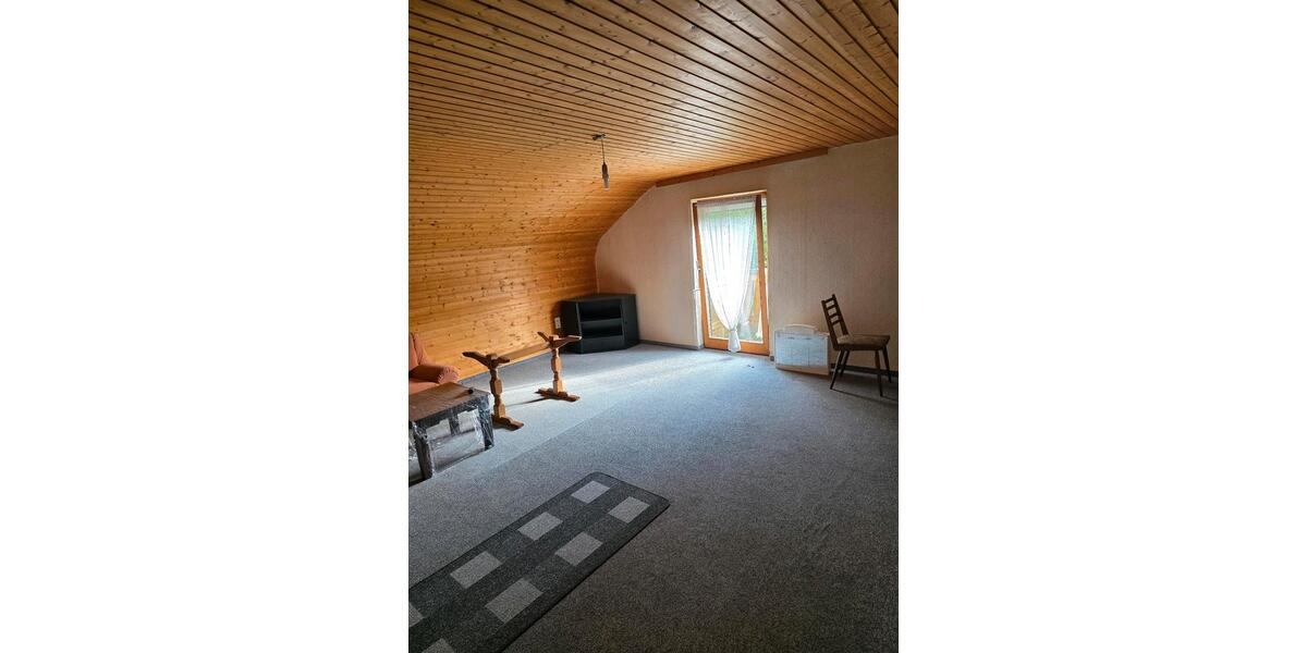 Einfamilienhaus Zwiesel - 10 Zimmer, 222 m&sup2;, 219.000&euro; | Angebot:26801776