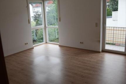 Helle 3-Zimmer-Wohnung mit Balkon in Nordendorf zu vermieten zimmer