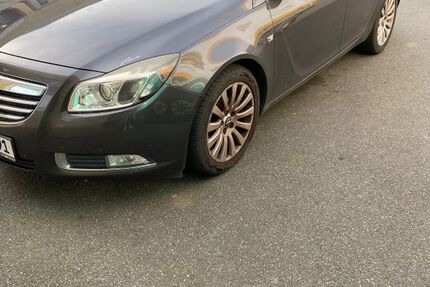Opel Insignia 207.000 km 1.599 &euro; Hof 95028