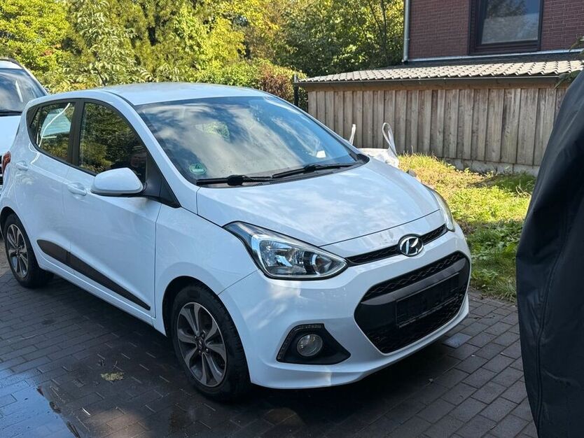 i10
