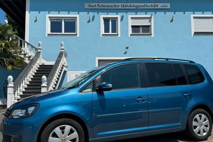 VW Touran 122.300 km 13.999 € Limburg/Lahn 65549