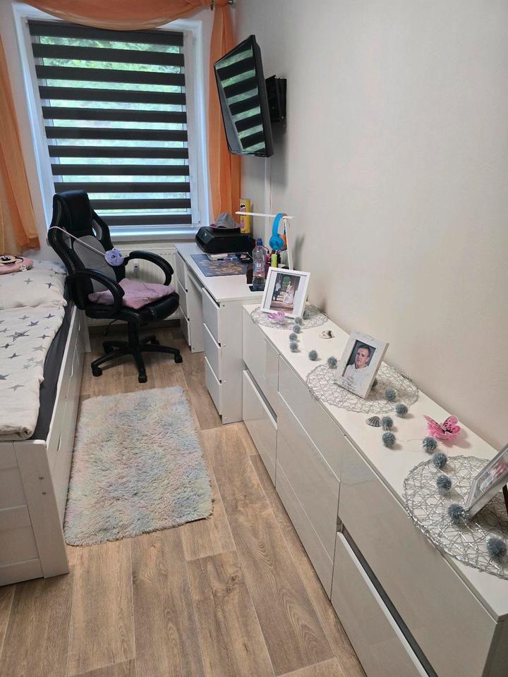 Nachmieter für 4 Raum Wohnung