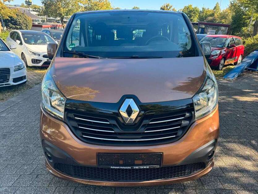 Renault Trafic 179.000 km 14.490 € Öhringen 74613