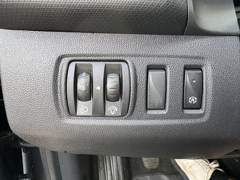 Clio GT Navi 50.tkm ServNeu EU6 GARANTIE BoseEditi