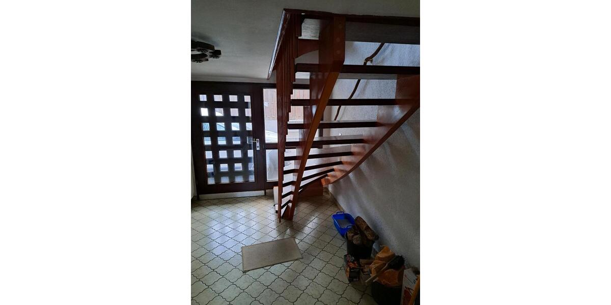 Einfamilienhaus Freudenberg - 6 Zimmer, 130 m&sup2;, 158.000&euro; | Angebot:26133240