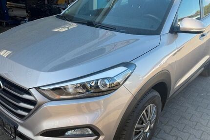 Hyundai TUCSON 50.189 km 15.890 &euro; Mörschbach 55494