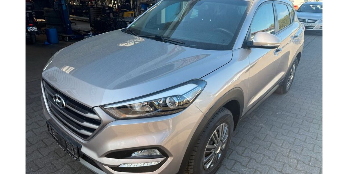 Hyundai TUCSON 50.189 km 15.890 &euro; Mörschbach 55494