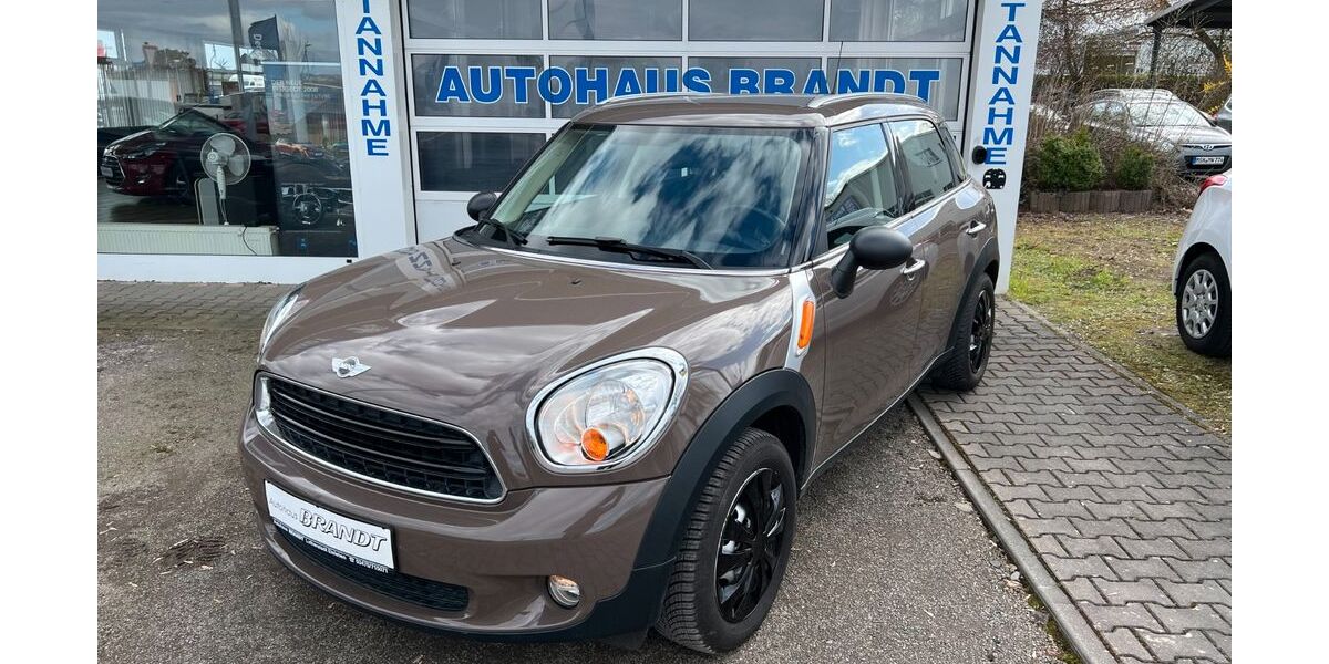Mini ONE 89.650 km 9.790 &euro; Lutherstadt Eisleben 06295