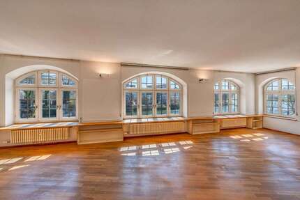 Wohnung zum Mieten in Ulm 2.520 € 168 m² 5 zimmer